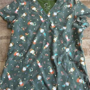 Maeven Prints Scrub Top | Size Medium | Gnome Print V-Neck